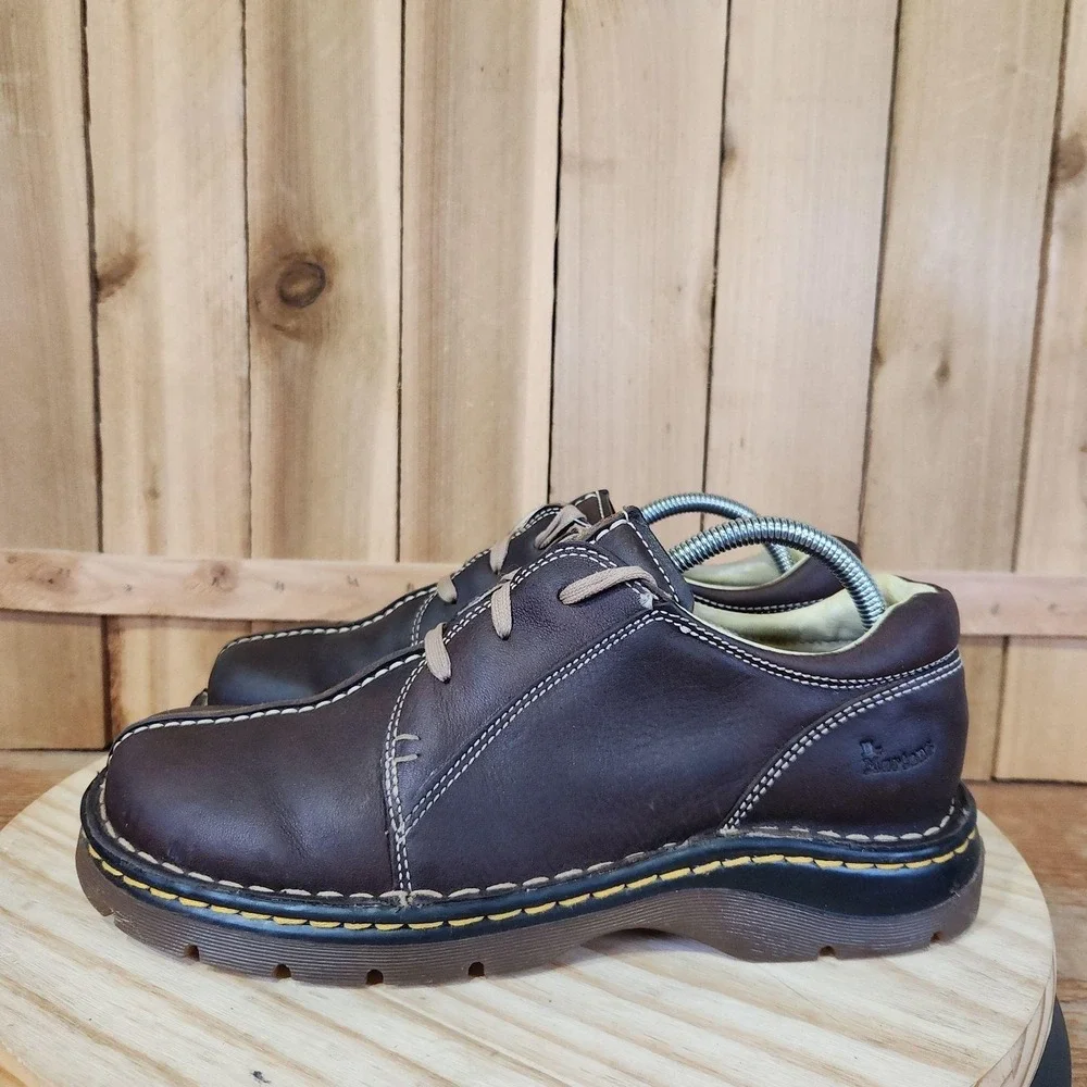 Dr. Martens Split Toe Shoes Mens 9 Brown Leather Casual Oxford Comfort Walking